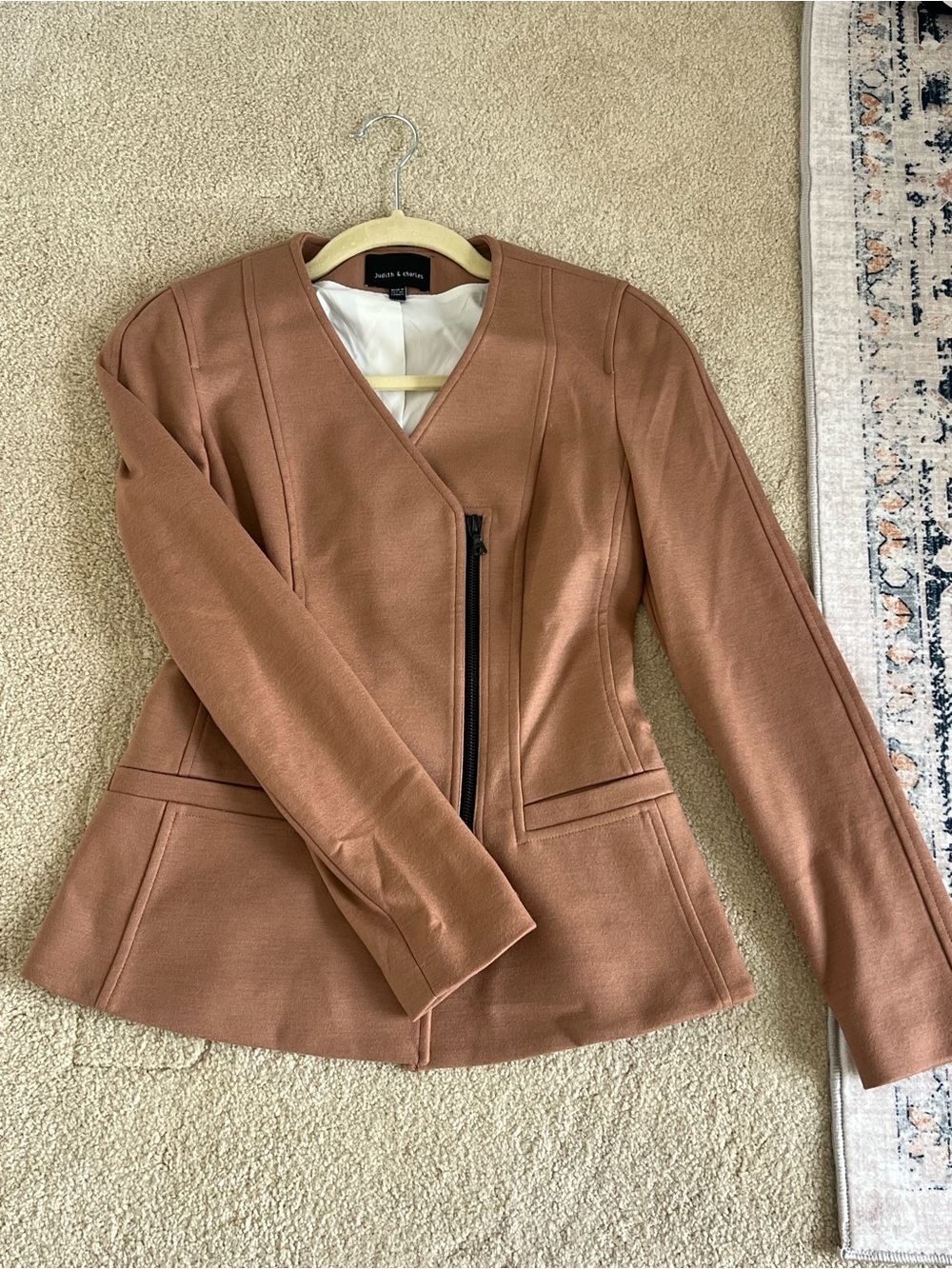 NWOT Judith & Charles Designer Asymmetrical Zip Jacket / Blazer